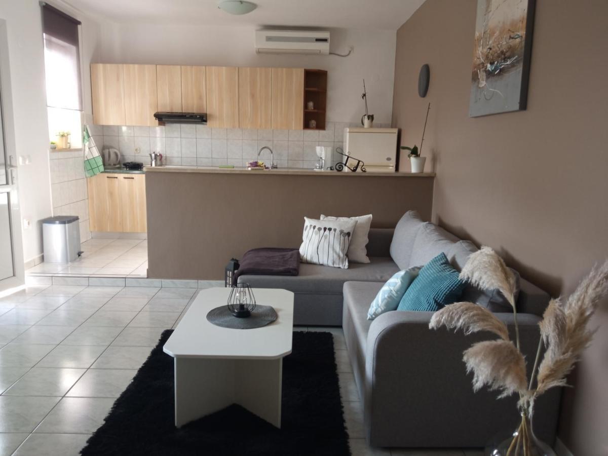 Apartman Katica Banjol Luaran gambar