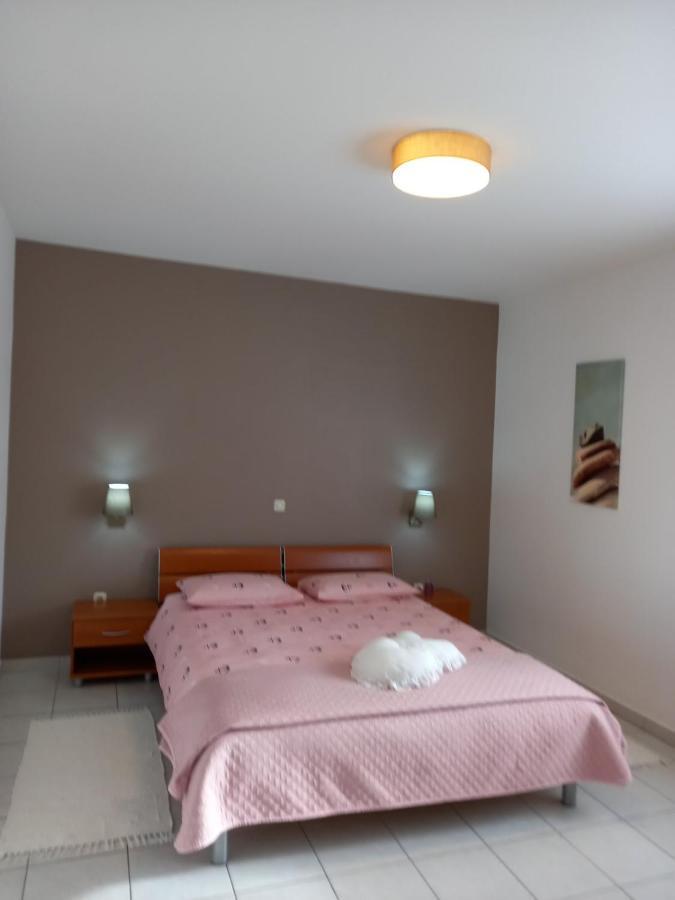 Apartman Katica Banjol Luaran gambar